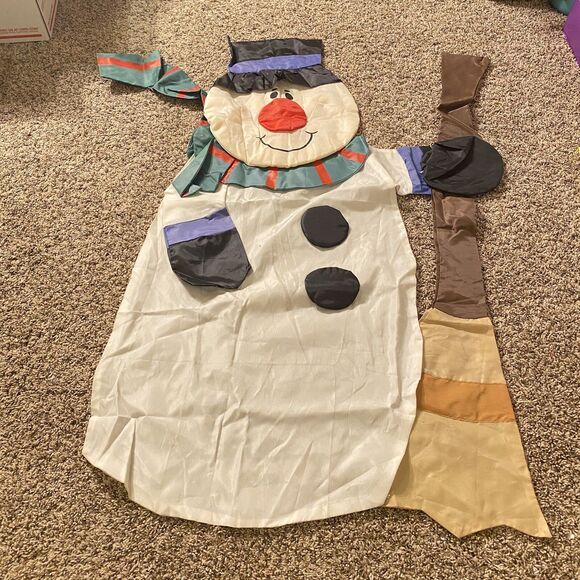 Snowman Garden Yard Flag Banner Colorful  42" X 24" Winter Christmas - Picture 1 of 4